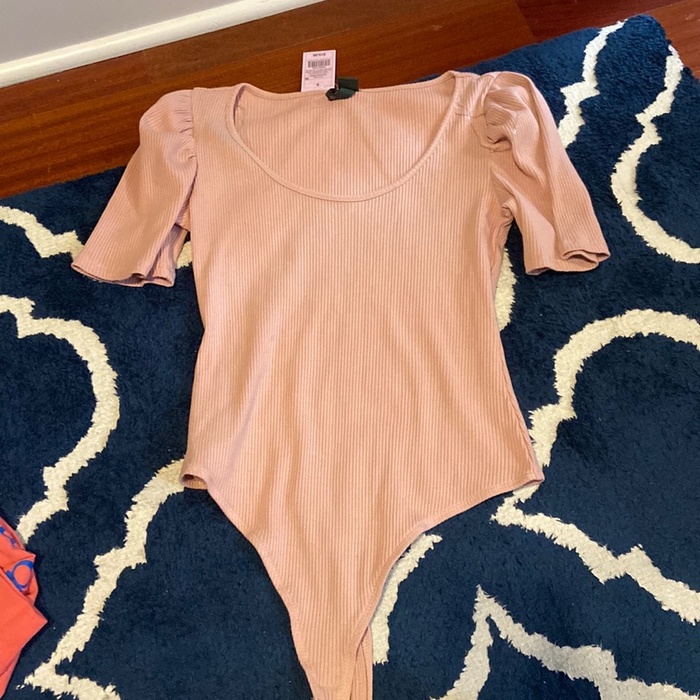 💓 NWT body suit